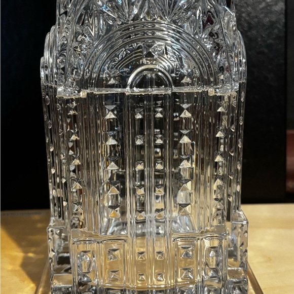 Crystal Art Deco Building Sculpture - Picture 2 of 7